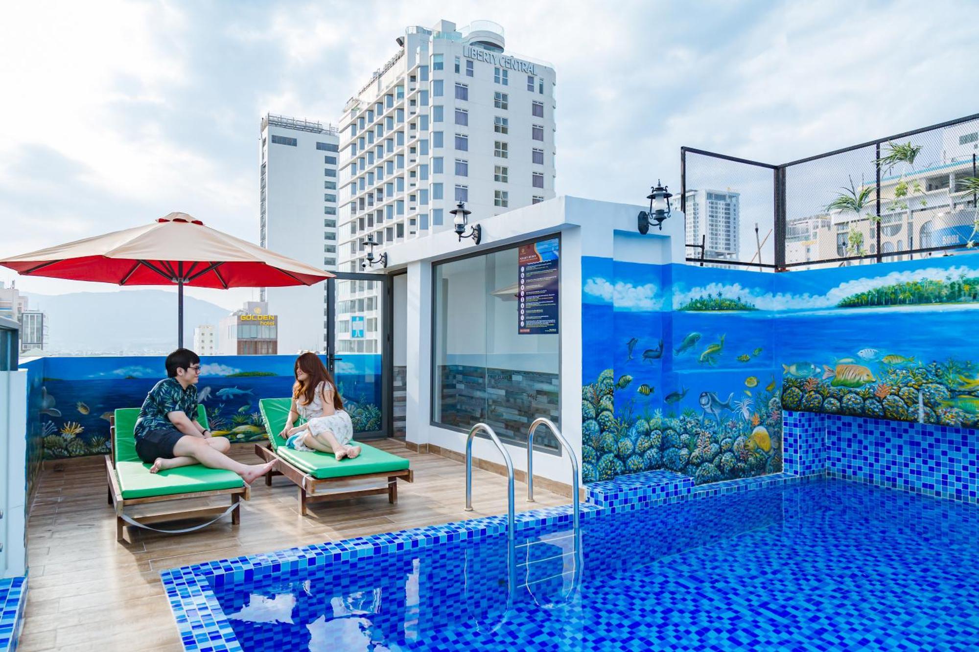 Azura Gold Hotel & Apartment Nha Trang Exterior foto